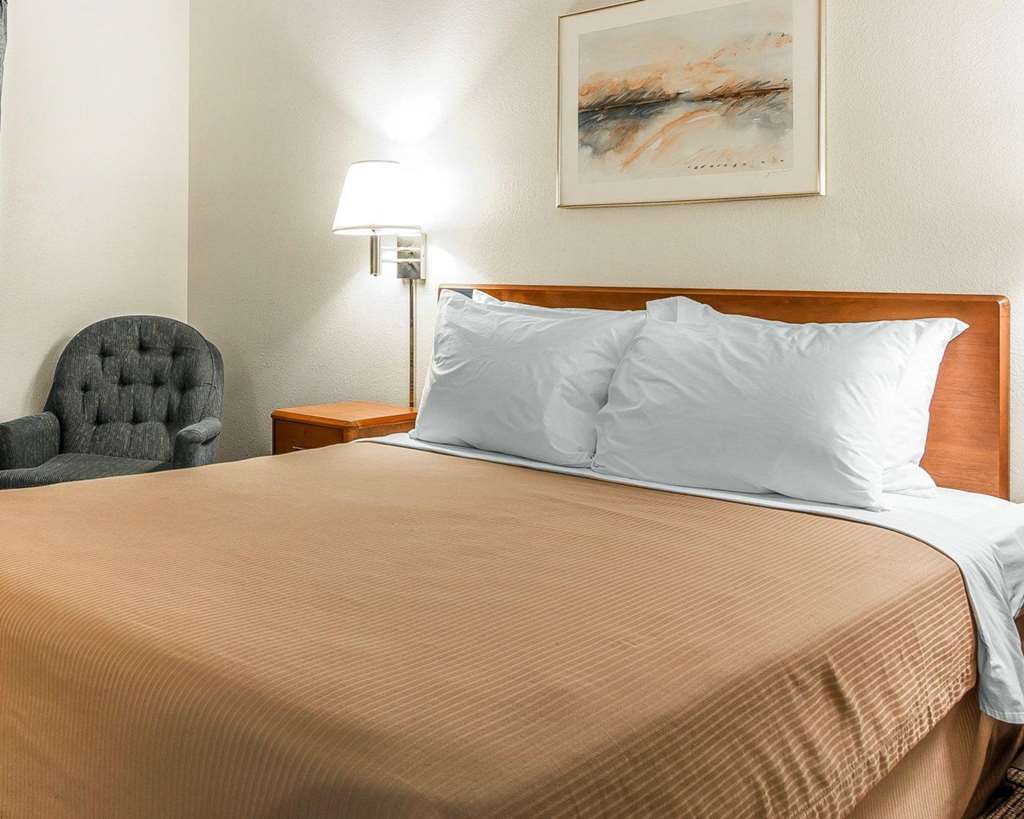 Quality Inn Stockton Pokoj fotografie